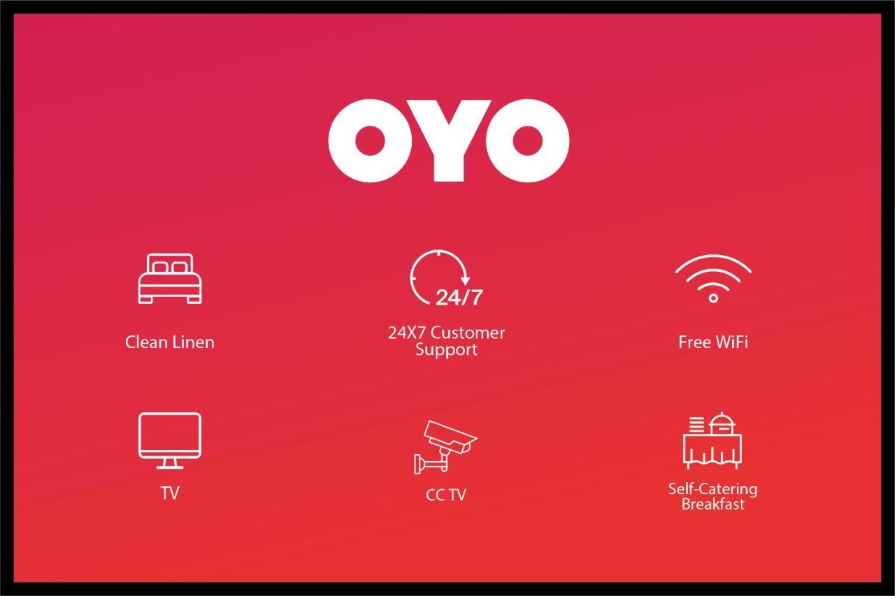 Oyo 11392 The Hotel Grand Hospitality Noida Ngoại thất bức ảnh